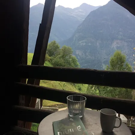 Chalé Cosy Wooden In The Swiss Alps Cavagnago